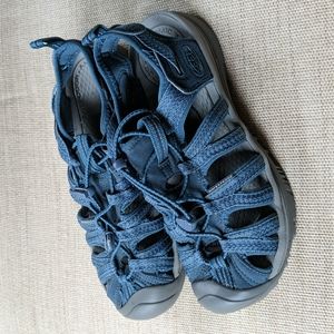 Keen Whisper, Women's size 8
